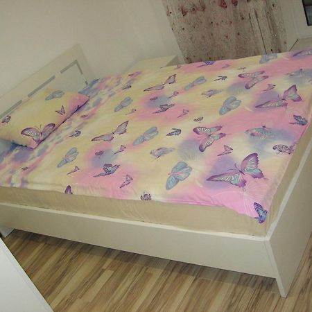 Apartment Anna Brest Bagian luar foto